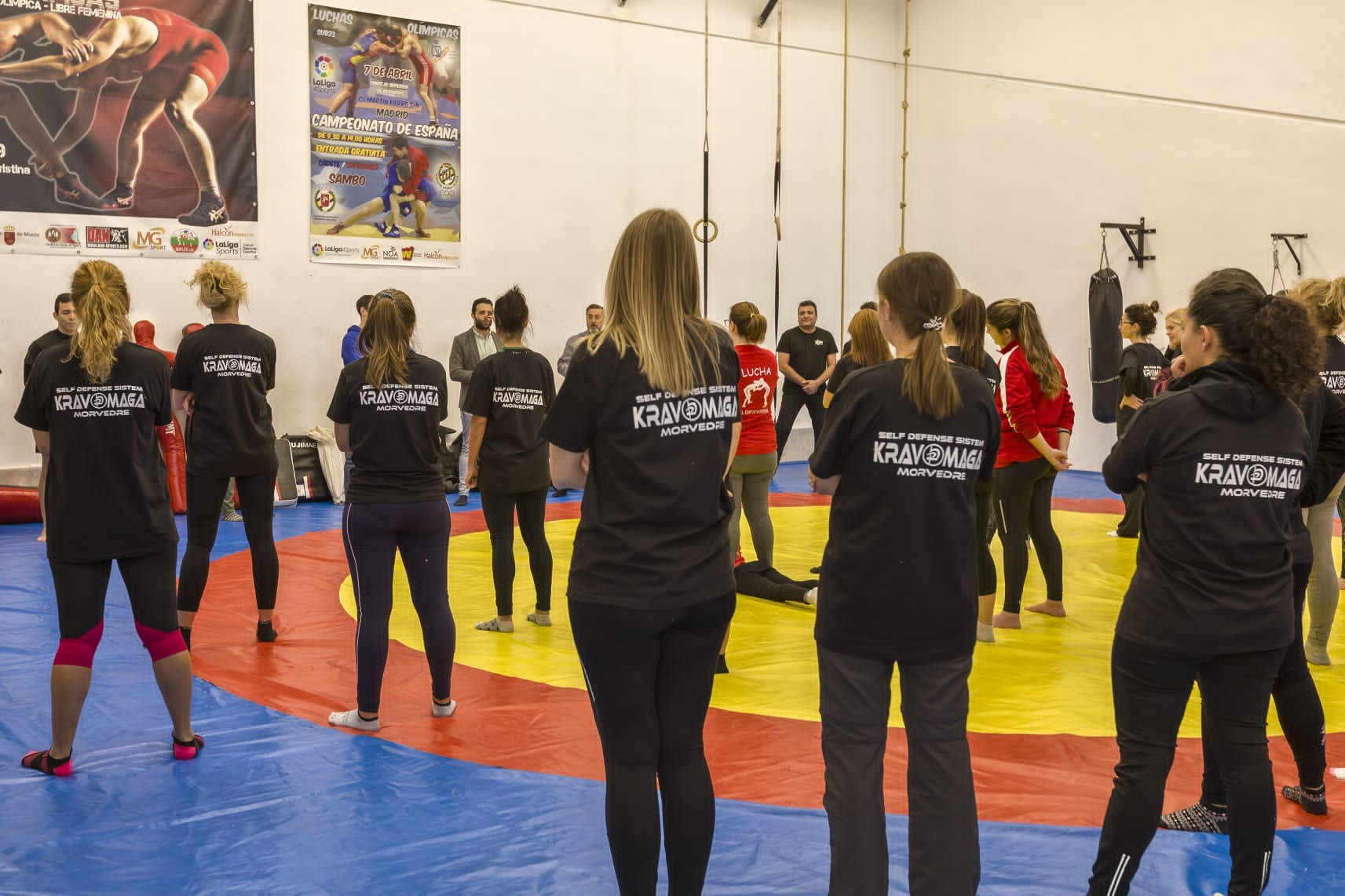 Igualdad destaca la alta participación en la presentación del taller de Krav Maga