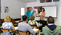 La concejalía de Comercio organiza un curso para ayudar a las asociaciones de comerciantes con sus proyectos