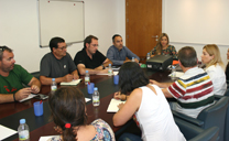 La Generalitat se compromete a dar prioridad al plan social de la comarca del Camp de Morvedre