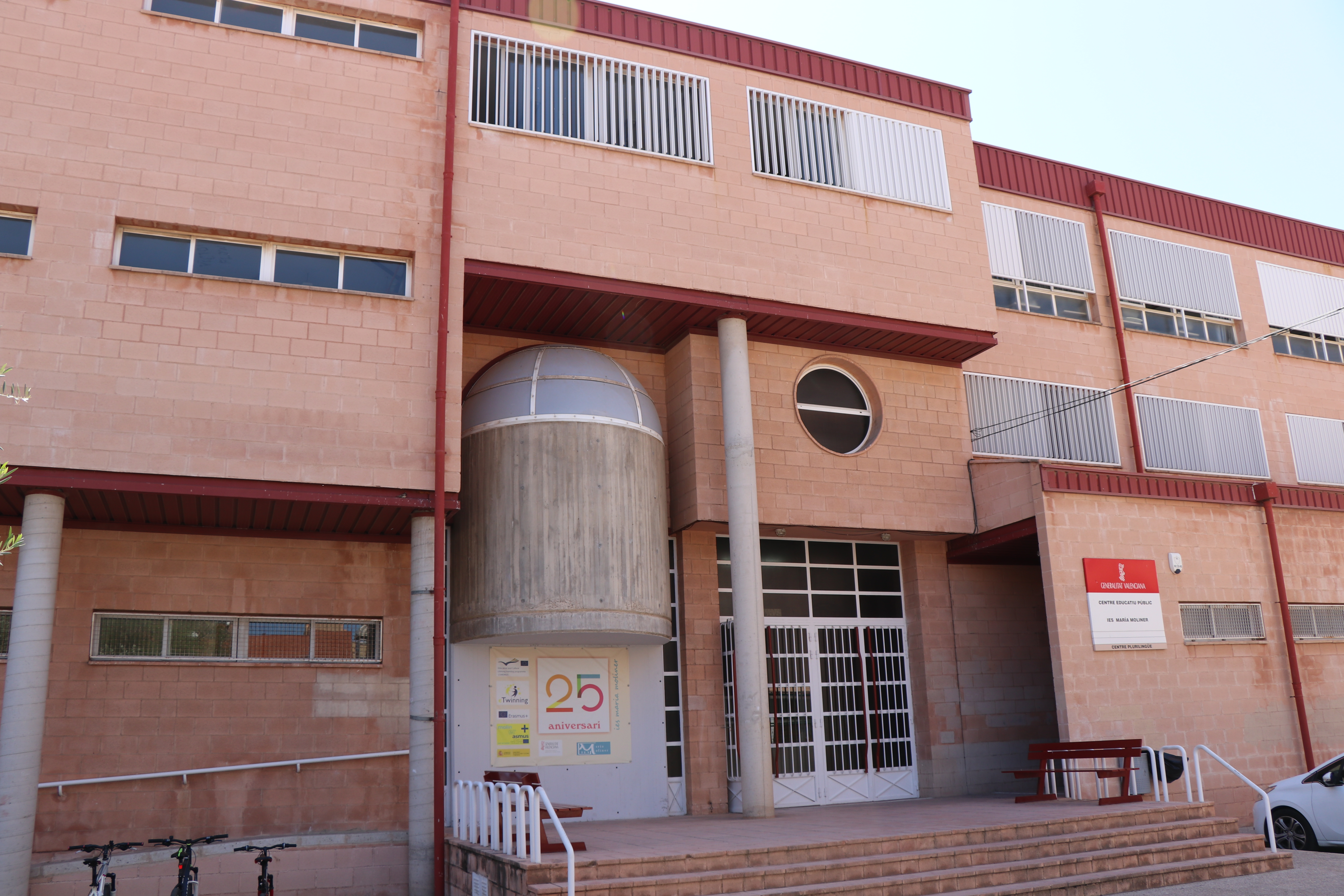  Los institutos de Educación Secundaria suman cerca de 3.000 alumnos matriculados hasta el momento