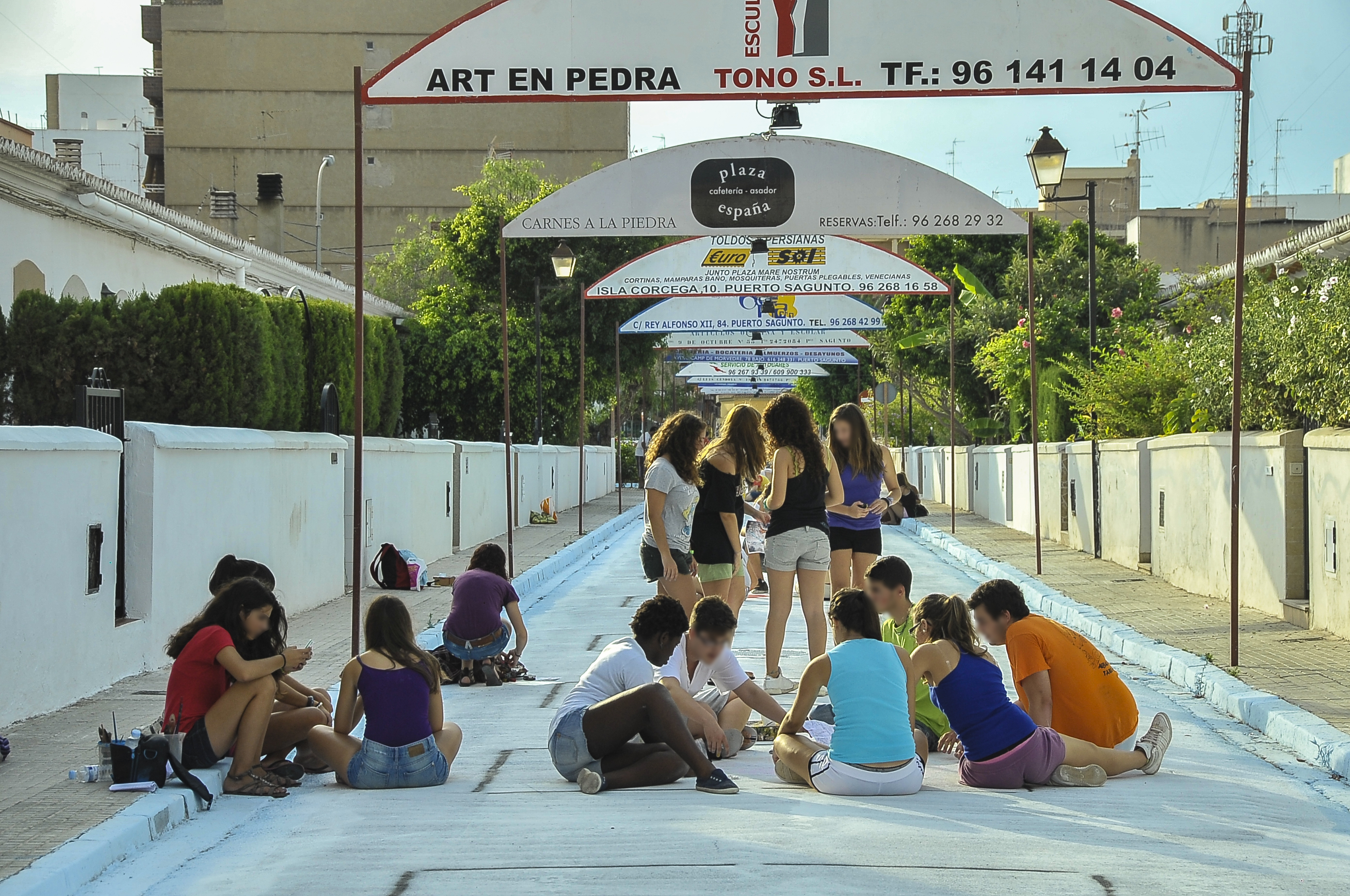  El concurso de pintura del Barrio Obrero se amplía un día más por las lluvias