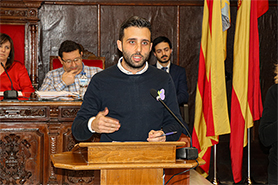 El Pleno de la Corporación Municipal aprueba conmemorar el 8 de Marzo y promover actividades dirigidas a reforzar el principio de igualdad
