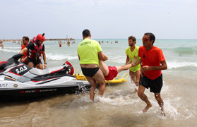 La delegación de Playas necesita tres monitores y cuatro socorristas