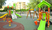 Los parques municipales de ocio infantil serán adecuados a la accesibilidad universal